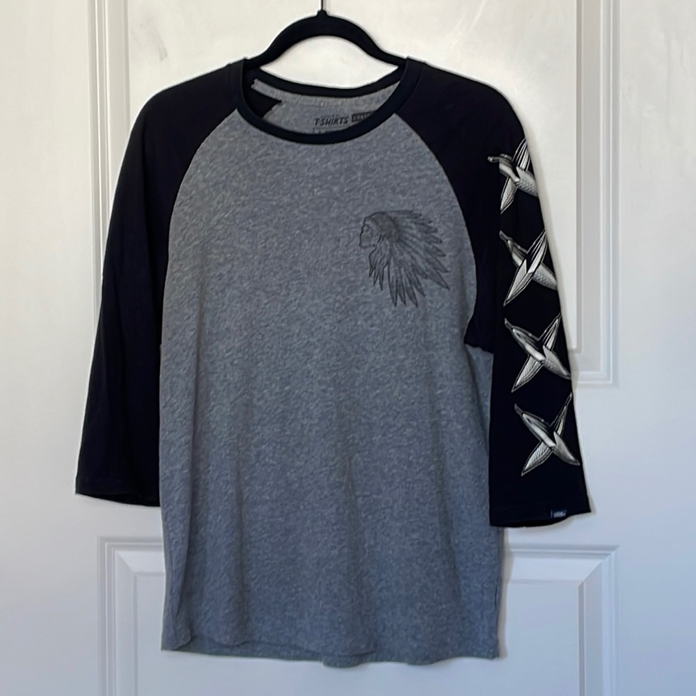 Vans Original Custom Native American Raglan Tee Medium
